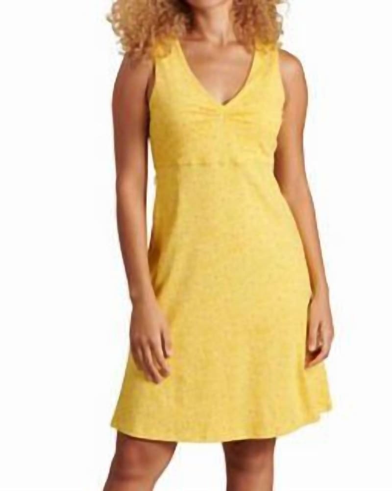Front of a model wearing a size XLarge Rosemarie Sleeveless Dress In Lemon Daisy Print in Lemon Daisy Print by TOAD&CO. | dia_product_style_image_id:345245